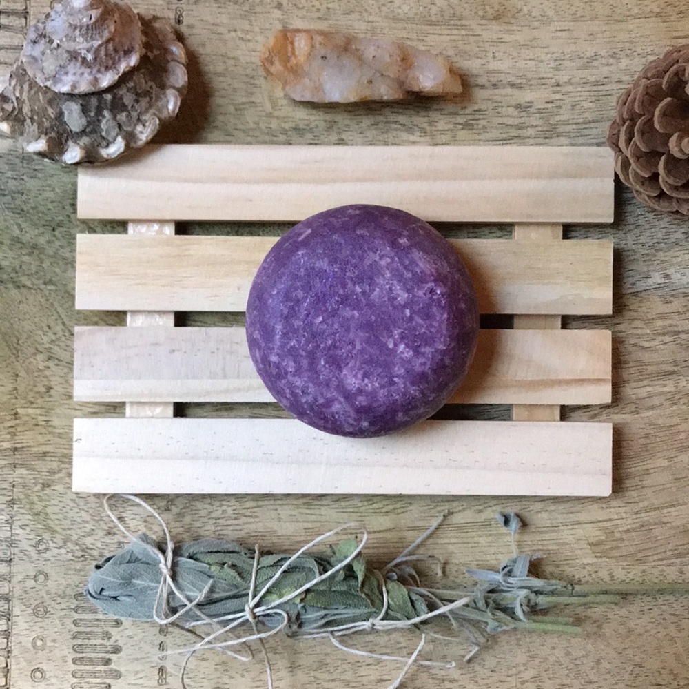 Nourishing mens shampoo bar